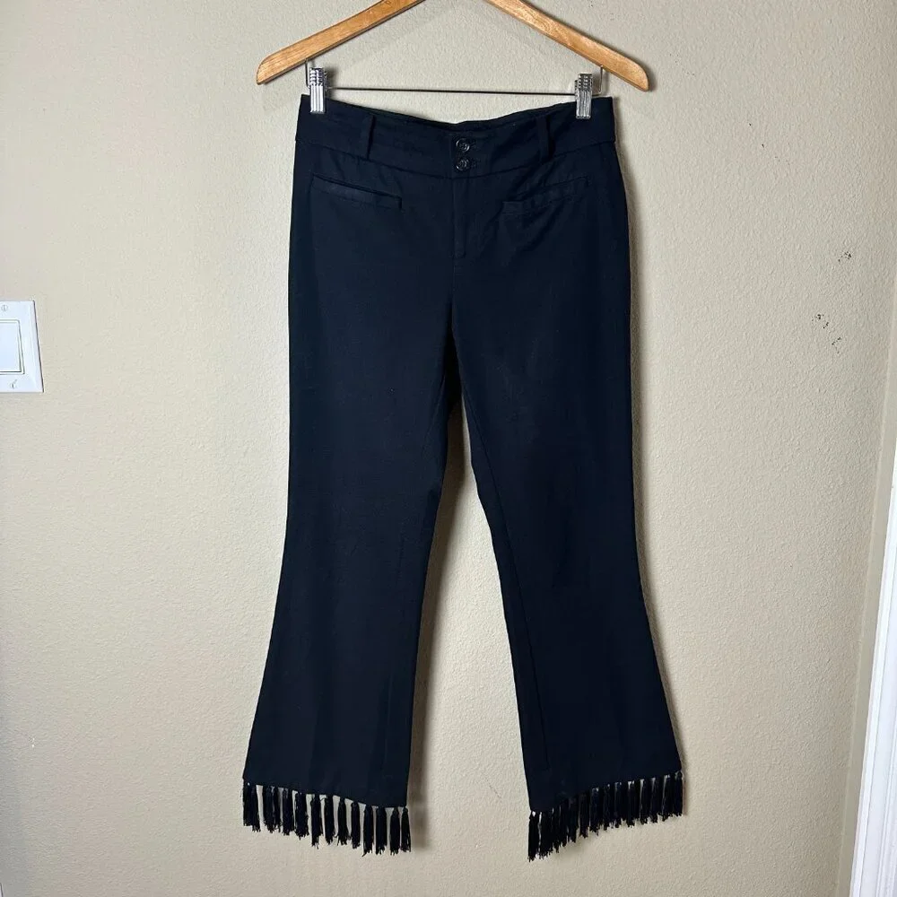 Rare ANTHROPOLOGIE The Essential Crop Flare with FRINGE Bottoms! Size 2 Black